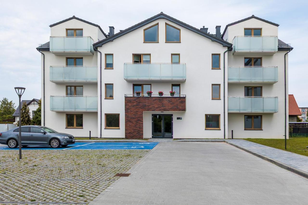 Apartment Morska Bryza By Noclegi Renters Пуцк Екстериор снимка