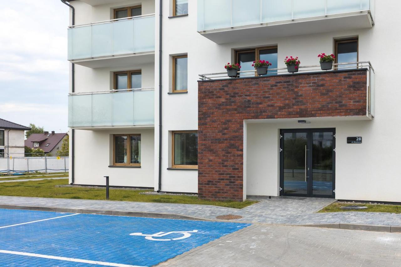 Apartment Morska Bryza By Noclegi Renters Пуцк Екстериор снимка